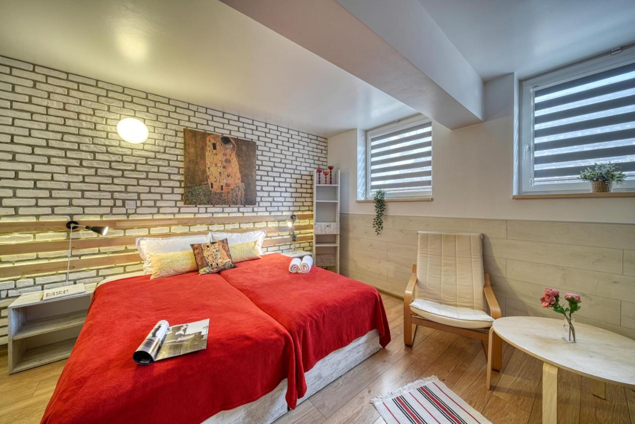 Fox Apart Otel 3*